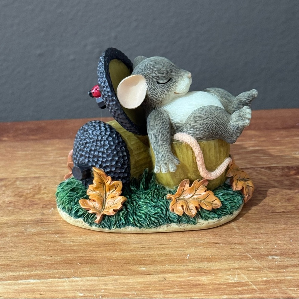 🍂 Charming Tails “Nuts About Naps” Fall/Autumn Holiday Figurine Decor Keepsake